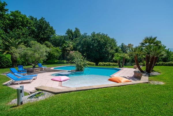 Magnifique propriété à vendre 5 pièces BAYONNE (64)