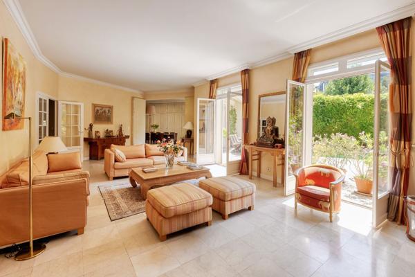 Vente Maison contemporaine Saint-Cloud 10 Pièces 465 m²