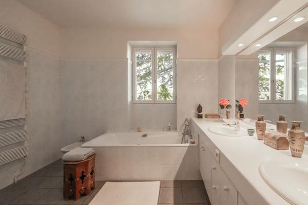 Vente Maison contemporaine Saint-Cloud 10 Pièces 465 m²