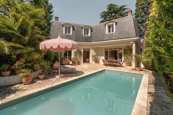 Vente Maison contemporaine Saint-Cloud 10 Pièces 465 m²