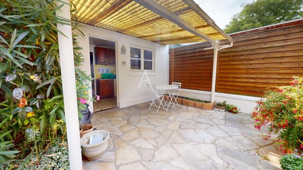 BONDY, Maison spacieuse avec garage atelier, jardin et fort potentiel- Quartier Coquetiers