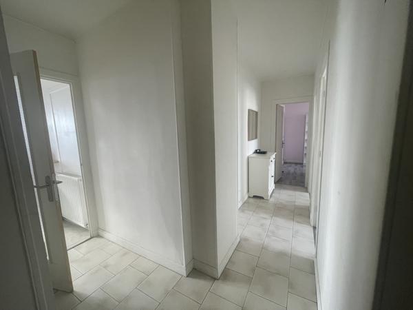 LOCATION 69008 LYON - CHAMBRE A LOUER DANS T4 MEUBLÉ DANS RESIDENCE SÉCURISÉ - PROCHE METRO D ET TRAMWAY T6