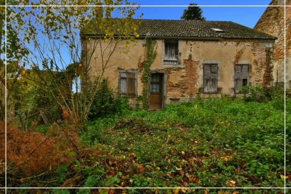 Authentique maison en pierres 180 m² - Investisseurs ou amoureux de rénovation - LIGNEROLLES (36)