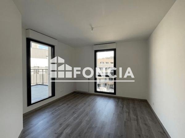 Location Appartement 2 pièces 45.5 m² - 52 RUE DE L'ISERAN Chambery 73000