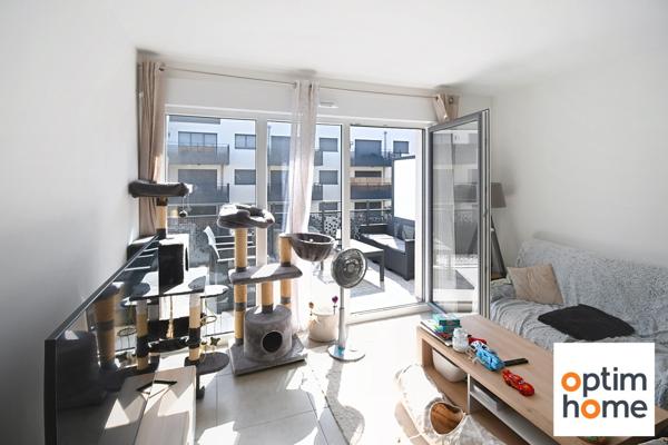 APPARTEMENT PLAIN PIED 50M2 ENVIRON - TERRASSE - PLACE DE PARKING PRIVATIVE - VENDU MEUBLE