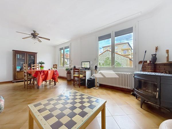 Millau (12100) Maison 6 pièces – 140 m² – Quartier calme à Millau – DPE B