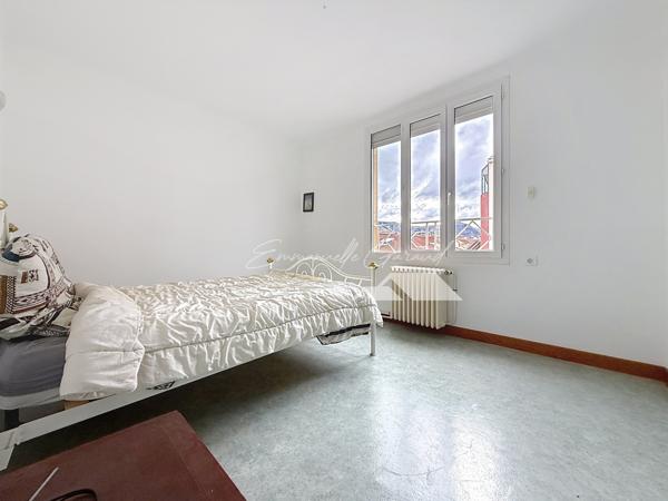 Millau (12100) Maison 6 pièces – 140 m² – Quartier calme à Millau – DPE B