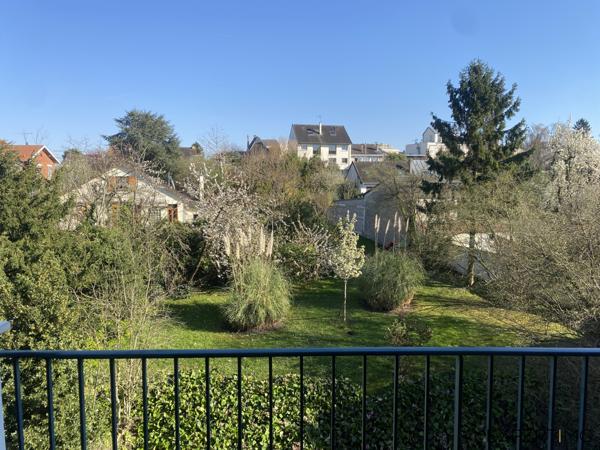 Meudon (92190) Appartement 2 chambres avec balcon à Meudon