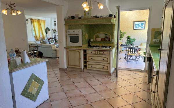 Maison à vendre    4 pièces •  Gattières