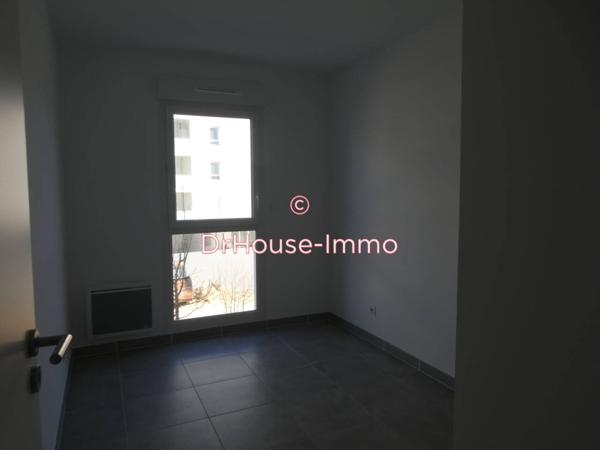Appartement à louer 3 pièces de 62 m²