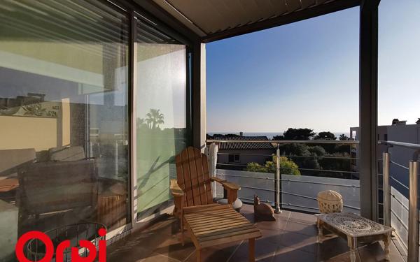 Appartement à vendre    2 pièces • 71 m2 Bandol