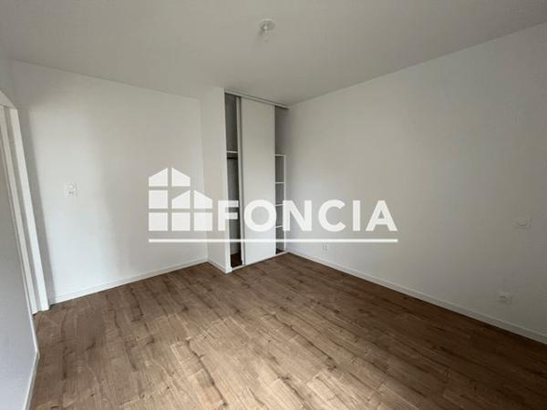 Location Appartement 2 pièces 41.06 m² - 55. RUE ERNEST RENAN Douarnenez 29100