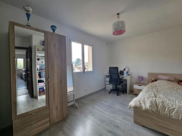 Appartement à vendre 3 pièce(s) -Cave, parking, habitable de suite