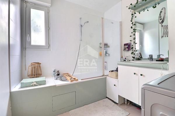 Appartement Aubervilliers 3 pièce(s) 63.95 m2- 17m² de jardin