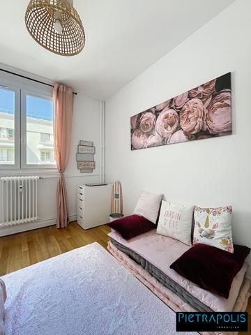 SOUS OFFRE Joli T3 lumineux avec balcon plein sud – Entre Brotteaux et Part-Dieu