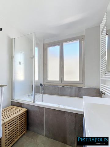 SOUS OFFRE Joli T3 lumineux avec balcon plein sud – Entre Brotteaux et Part-Dieu