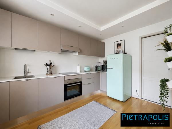SOUS OFFRE Joli T3 lumineux avec balcon plein sud – Entre Brotteaux et Part-Dieu