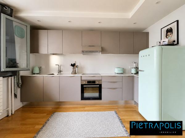 SOUS OFFRE Joli T3 lumineux avec balcon plein sud – Entre Brotteaux et Part-Dieu