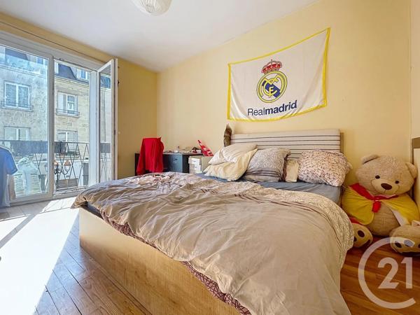 Appartement F2 à vendre  2 pièces - 49 m 2   COMPIEGNE  - 60