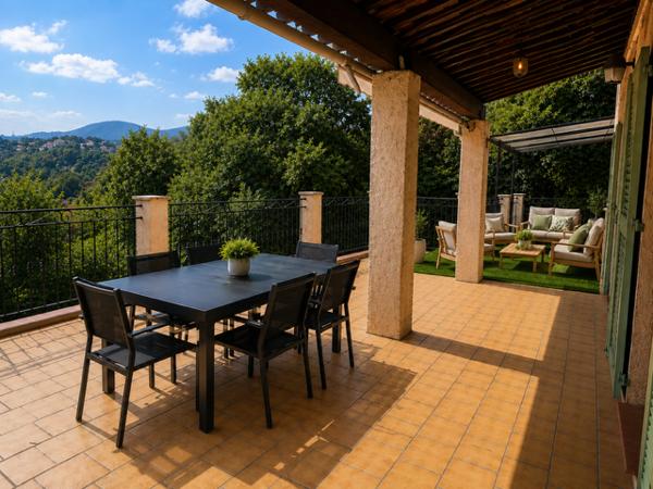 Villa- 6 pièces - La Gaude – Vue dégagée, Piscine & Au calme