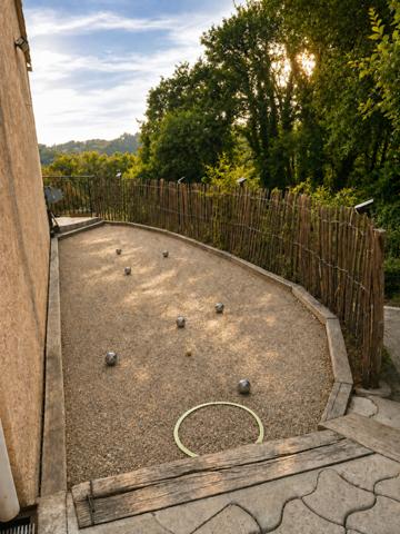 Villa- 6 pièces - La Gaude – Vue dégagée, Piscine & Au calme
