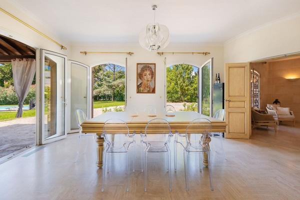 Vente Maison de luxe Saint-Jean-de-Védas 10 Pièces 327 m²