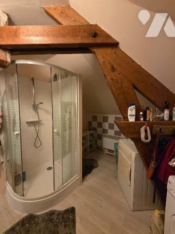 VAILLY-SURAISNE : IMMEUBLE A VENDRE AVEC RENDEMENT LOCATIF

A proximité de toutes les commodi...