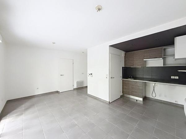 EYSINES – Appartement T2 de 46 m² avec parking en sous-sol