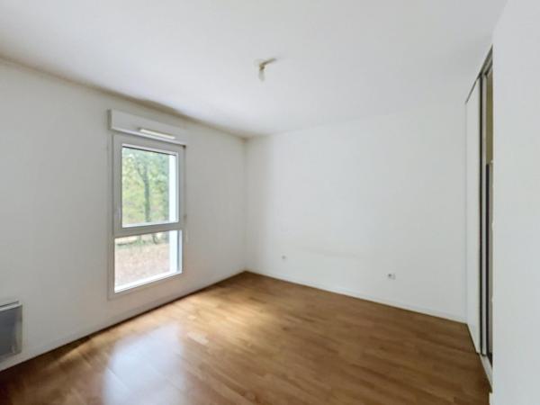 EYSINES – Appartement T2 de 46 m² avec parking en sous-sol