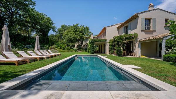 Vente Villa de luxe Saint-Tropez 15 Pièces 575 m²
