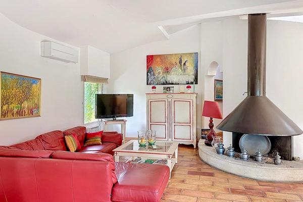 Vente Maison de luxe Uzès 8 Pièces 200 m²