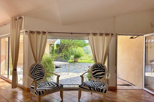 Vente Maison de luxe Uzès 8 Pièces 200 m²
