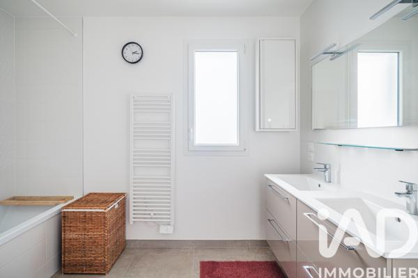 Appartement à vendre 4 pièces 93 m² Ville-la-Grand