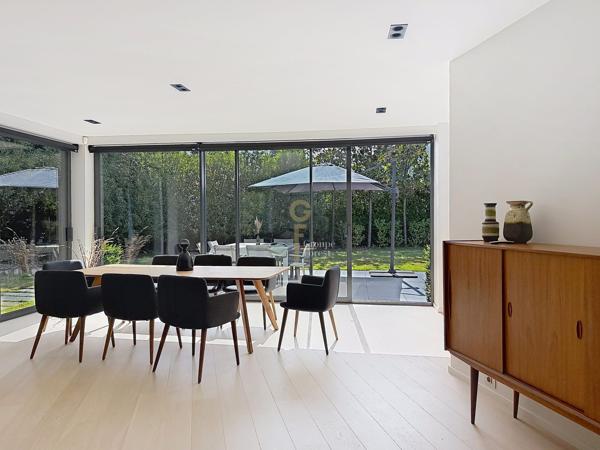 Splendide maison d'architecte contemporaine  individuelle construite en 2020 de 240 m2 hab. dans une rue très prisée de Marcq en Baroeul