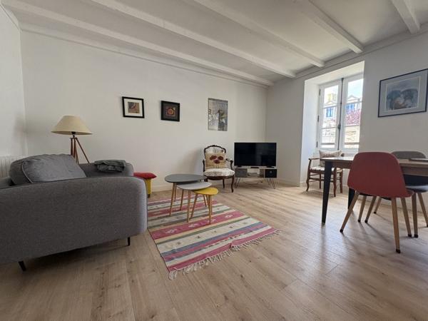 Appartement à louer 800 € CC CONCARNEAU 4 p 65 m² DPE C
