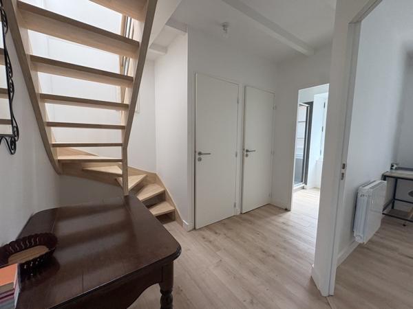 Appartement à louer 800 € CC CONCARNEAU 4 p 65 m² DPE C