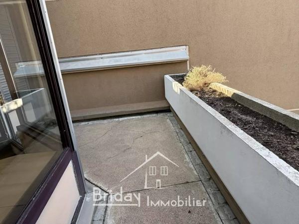 Appartement T2 meublé , centre de Tassin