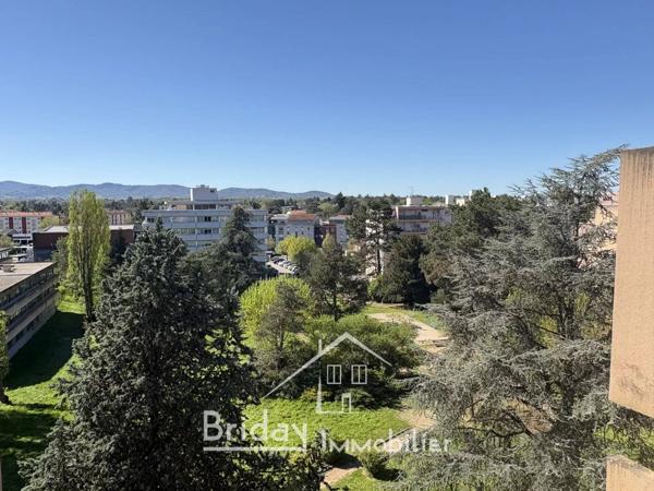 Appartement T2 meublé , centre de Tassin