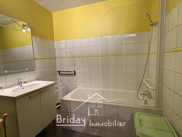 Appartement T2 meublé , centre de Tassin