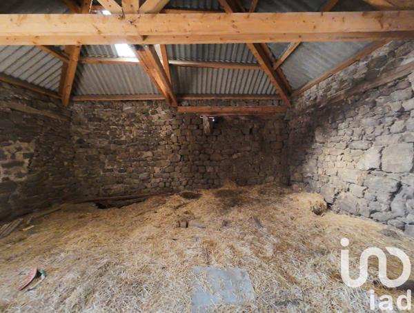 Grange 2 pièces de 130 m² à Les Laubies (48700)