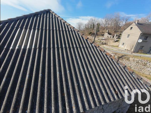 Grange 2 pièces de 130 m² à Les Laubies (48700)