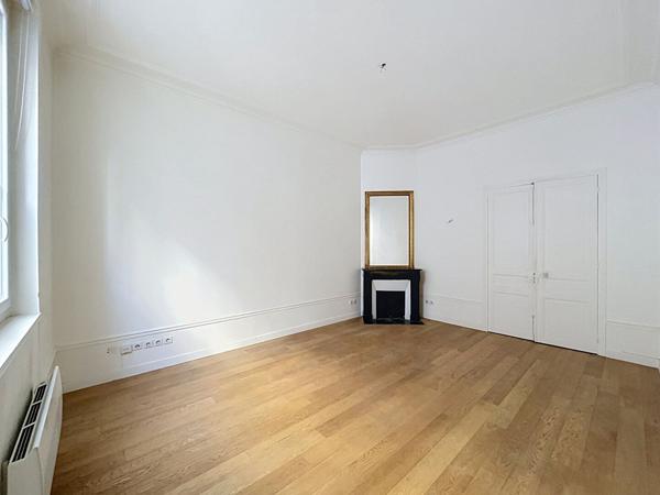 Ternes-Niel- 2p de standing - PARIS