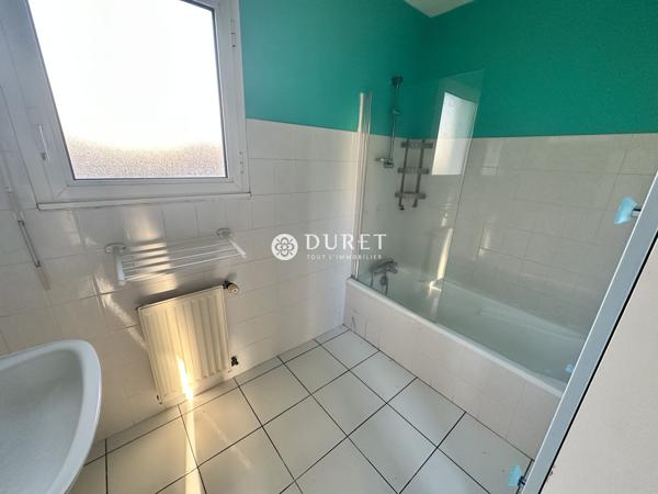 Maison individuelle à vendre, 6 pièces - Montaigu-Vendée 85600
