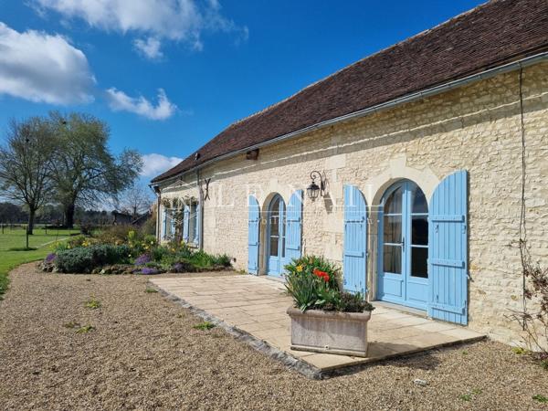 Ancien corps de ferme de caractère avec gîte, dans un parc d’environ un hectare