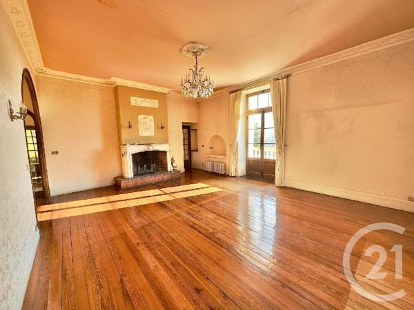 Appartement T6 à vendre  8 pièces - 202,02 m2 VOIRON - 38