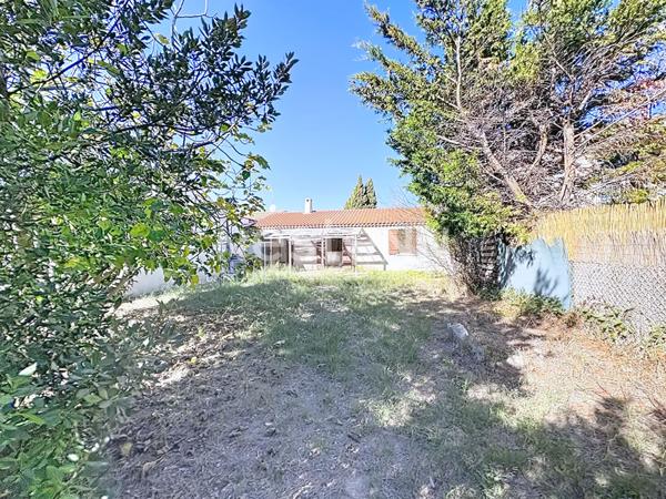 Charmante maison plain-pied avec garage et grand jardin, 4 pièces, 77,45 m², Bages (Aude)4 pièces de 77.45 m2 avec garage et jardin à Bages