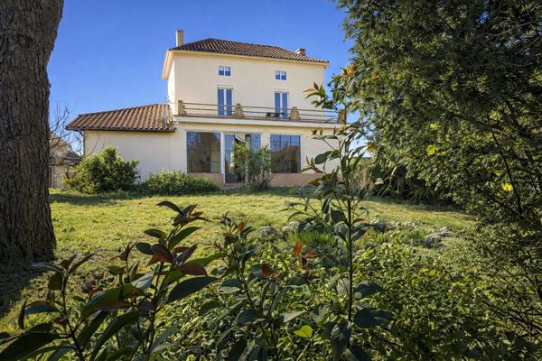 La Sauvetat-sur-Lède (47150) Nord Villeneneuve sur lot - charme de la pierre avec jardin sans vis-à-vis et vue dégagée