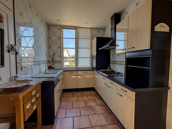 La Sauvetat-sur-Lède (47150) Nord Villeneneuve sur lot - charme de la pierre avec jardin sans vis-à-vis et vue dégagée