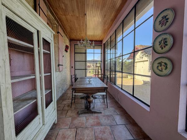 La Sauvetat-sur-Lède (47150) Nord Villeneneuve sur lot - charme de la pierre avec jardin sans vis-à-vis et vue dégagée