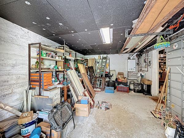 Maison à vendre à Peymeinade - 5 pièces, 4 chambres, grand jardin, 112 m² habitable, 163 m² au sol, 1325 m² de terrain